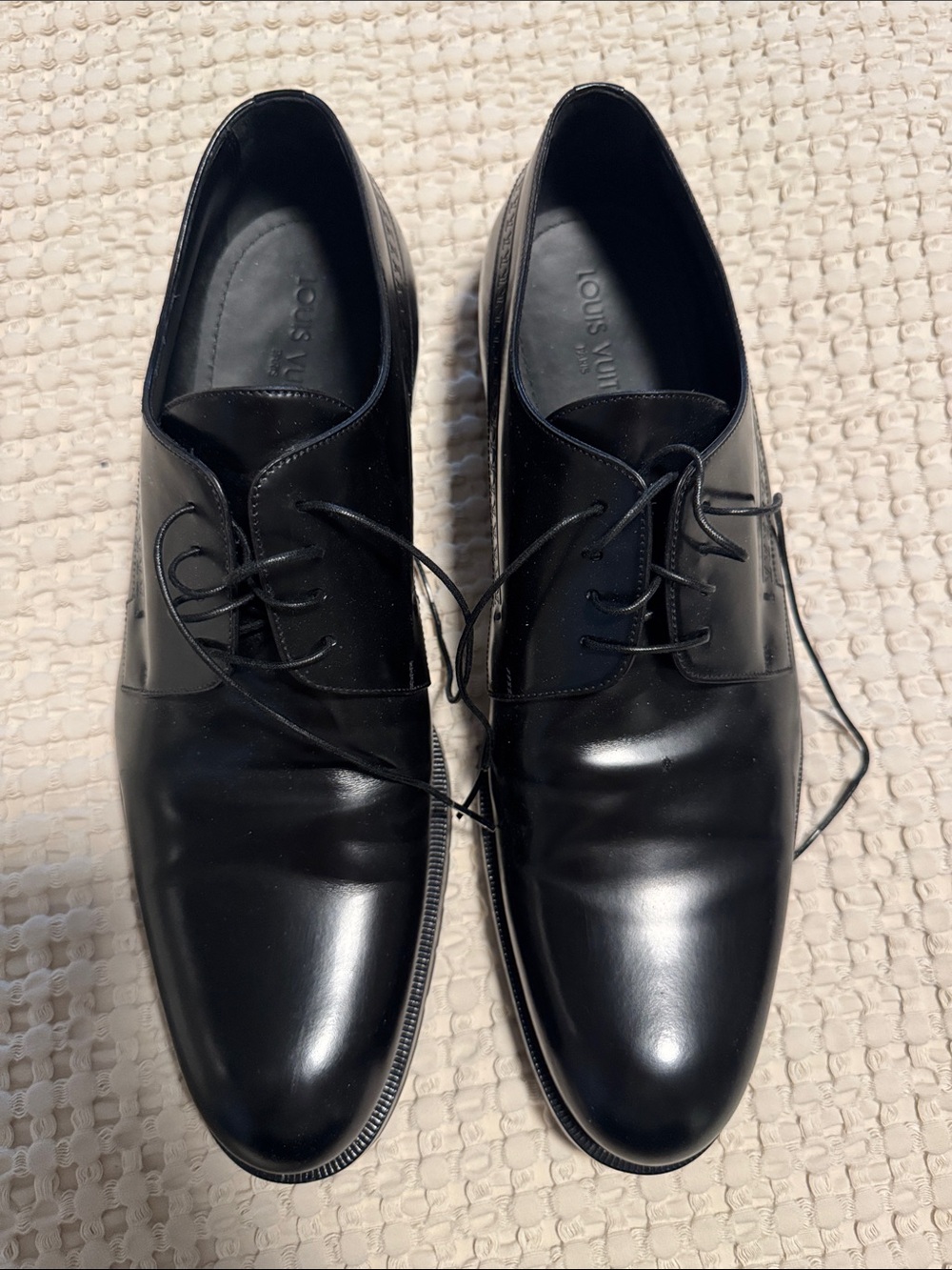 Louis Vuitton Black Leather Lace-Up Derby Shoes